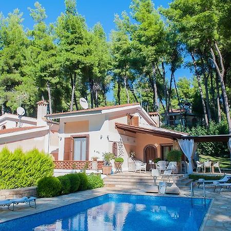 Naftilos Villa Sani With Private Pool Exteriér fotografie