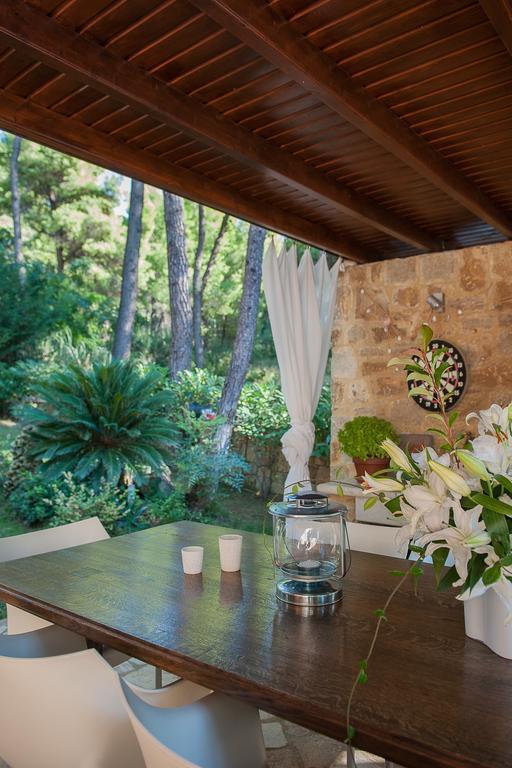 Naftilos Villa Sani With Private Pool Exteriér fotografie